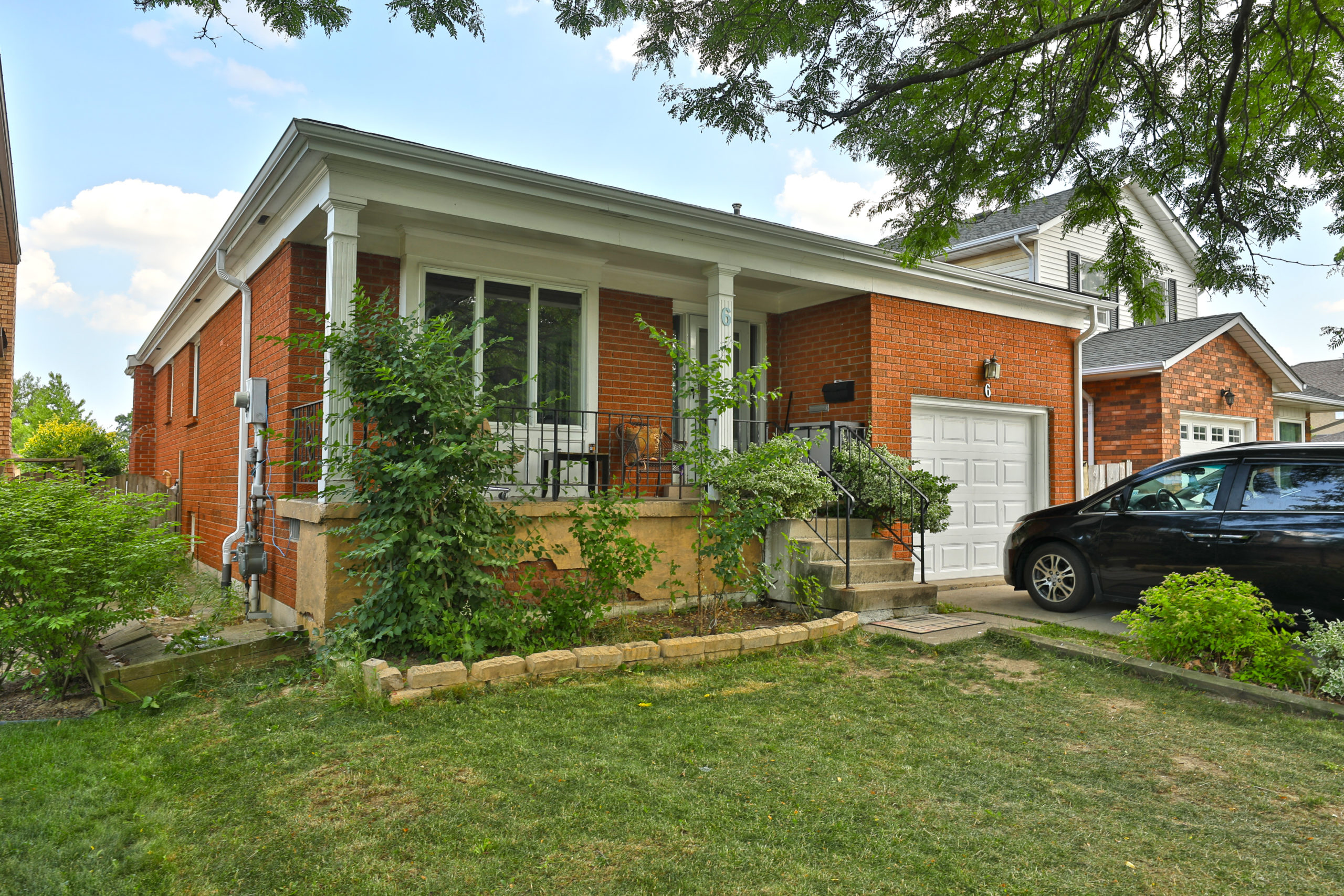 SOLD FOR 125K OVER ASKING – 6 Elora Dr., Hamilton