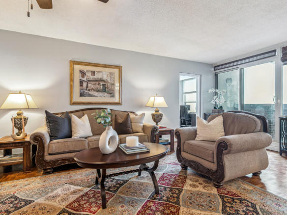 SOLD! 1607-1535 Lakeshore Rd E, Mississauga