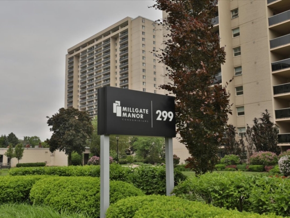 SOLD $20,000 OVER ASKING IN 2 DAYS! – 708-299 Mill Rd, Toronto