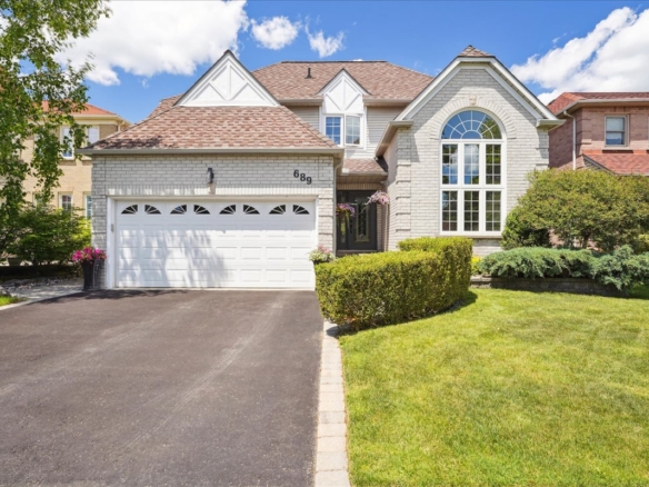 SOLD!!! 689 Highview Rd, Pickering