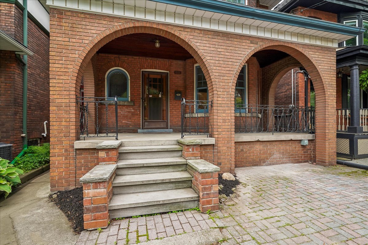33 St. Clair Ave, Hamilton