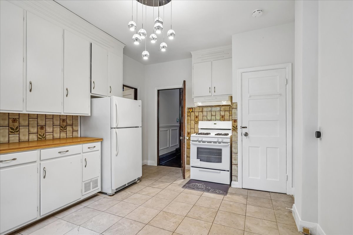 33 St. Clair Ave, Hamilton
